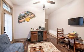 Cozy Hideaway In The Heart Of Lancaster